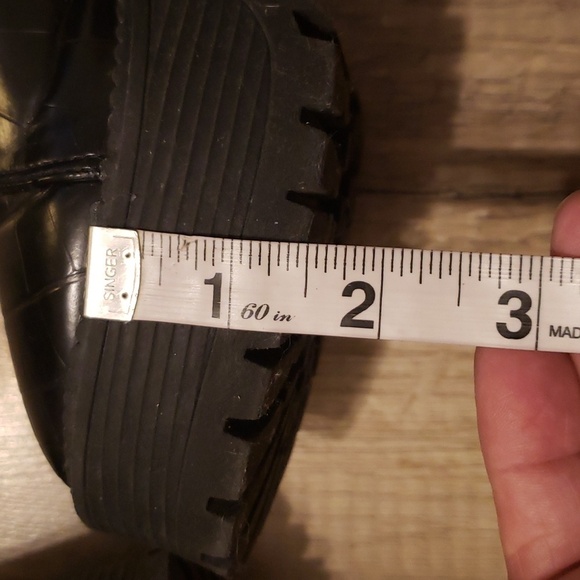 MISS LOLA MARTINEZ BLACK LEATHER EMBOSSED CHUNKY COMBAT BOOT SZ 6 - Picture 8 of 12